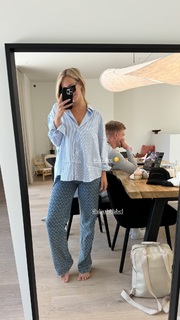 Dee van der Zeeuw feet photo 17