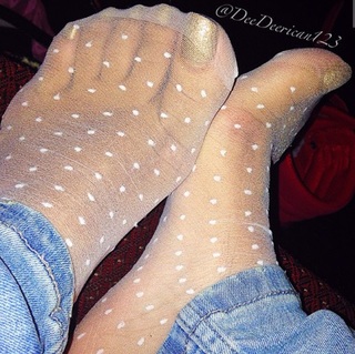 Deedee Rican feet photo thumbnail