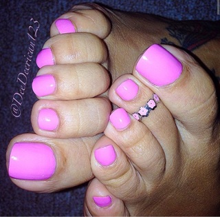 Deedee Rican feet photo thumbnail