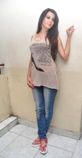 Deeksha Panth feet photo 3
