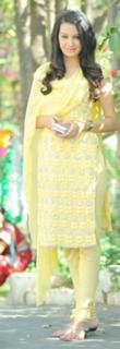 Deeksha Panth feet photo 3