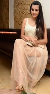 Deeksha Panth feet photo 15