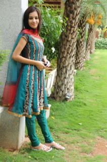 Deeksha Panth feet photo 1