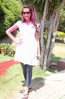 Deeksha Panth feet photo 2