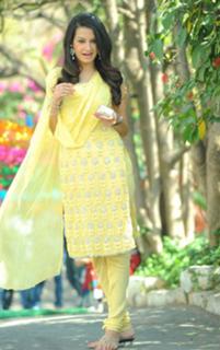 Deeksha Panth feet photo 10