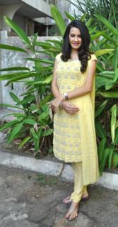 Deeksha Panth feet photo 5
