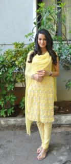 Deeksha Panth feet photo 2