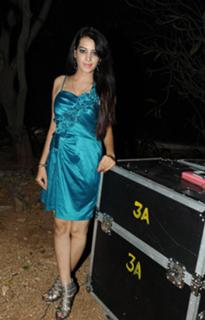 Deeksha Panth feet photo 11