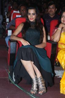 Deeksha Panth feet photo 19