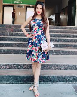 Deeksha Panth feet photo 19