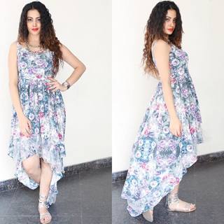 Deeksha Panth feet photo 12