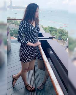 Deeksha Panth feet photo 4