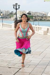 Deeksha Seth feet photo 15