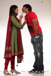 Deeksha Seth feet photo 6