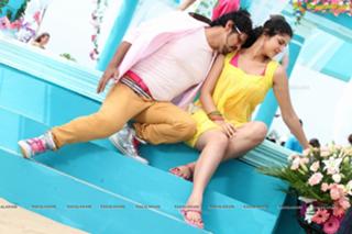 Deeksha Seth feet photo 3