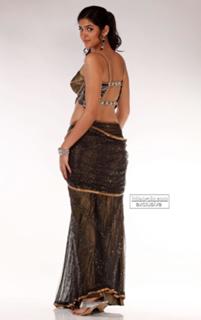 Deeksha Seth feet photo 5