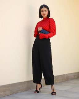Deema Al Asadi feet photo 12