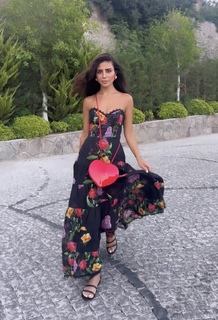 Deema Al Asadi feet photo 17