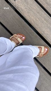 Deema Al Asadi feet photo 12