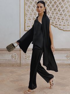 Deema Al Asadi feet photo 10