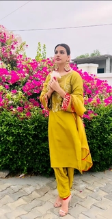 Deep Sehgal feet photo 12
