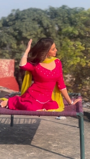 Deep Sehgal feet photo 9