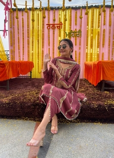 Deep Sehgal feet photo 5
