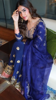 Deep Sehgal feet photo 3