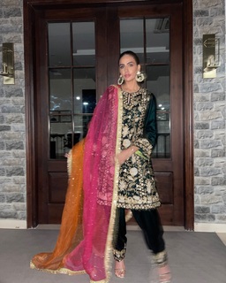 Deep Sehgal feet photo 18