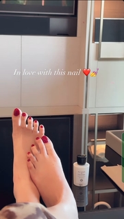 Deep Sehgal feet photo 2