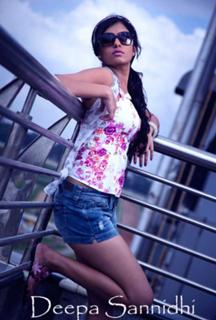 Deepa Sannidhi feet photo 13