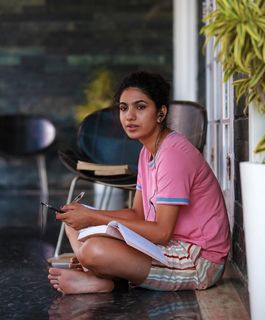 Deepa Thomas feet photo 9