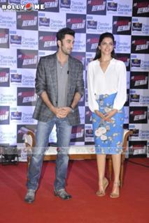 Deepika Padukone feet photo thumbnail