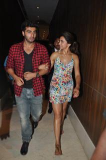 Deepika Padukone feet photo thumbnail
