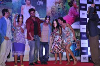 Deepika Padukone feet photo thumbnail