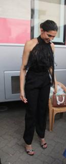 Deepika Padukone feet photo thumbnail