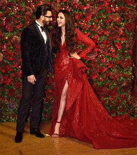 Deepika Padukone feet photo thumbnail