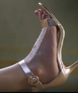 Deepika Padukone feet photo thumbnail