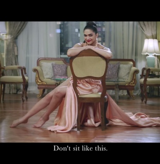 Deepika Padukone feet photo thumbnail