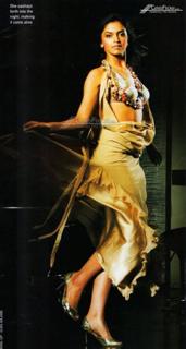 Deepika Padukone feet photo thumbnail