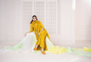 Deepika Padukone feet photo thumbnail