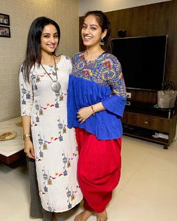 Deepika Singh feet photo 11