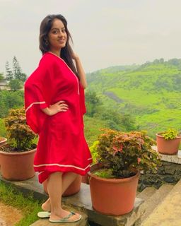 Deepika Singh feet photo 19