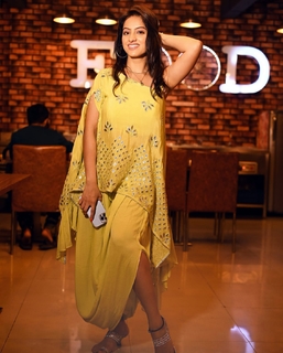 Deepika Singh feet photo 8