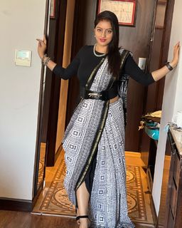 Deepika Singh feet photo 5