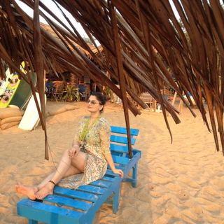 Deepshikha Nagpal feet photo 6