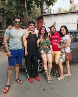 Deepshikha Nagpal feet photo 20