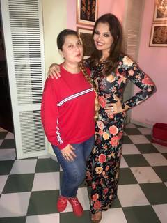 Deepshikha Nagpal feet photo 11