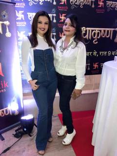 Deepshikha Nagpal feet photo 5