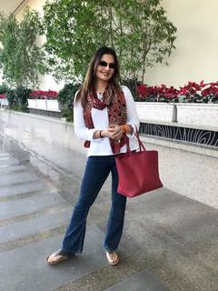 Deepshikha Nagpal feet photo 19